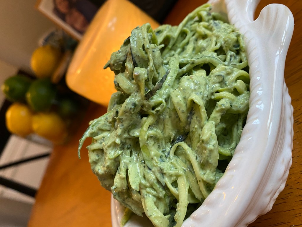 Cheesy Pesto Pasta by BeautyBeyondBones #healthyfood #vegetarian #glutenfree #food #edrecovery #yum 