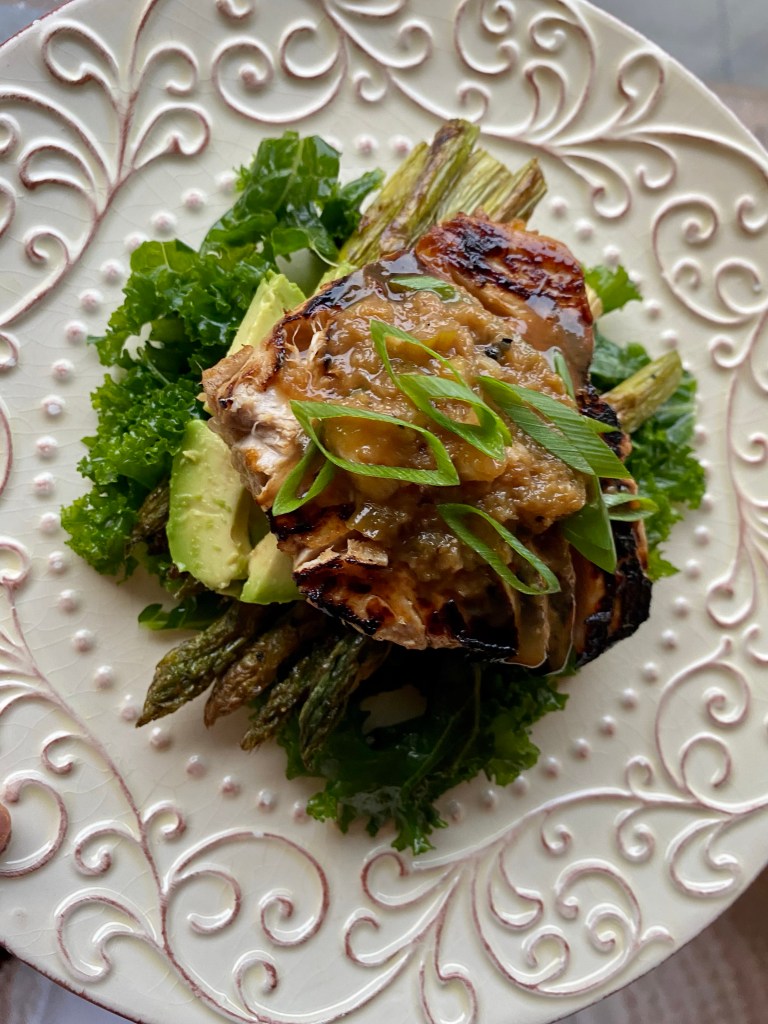 A healthy and outrageously delicious Ginger Garlic Ahi Tuna! Marinated in a delicious sauce of thai-flavors, this dish melts in your mouth! Packed with protein and ZERO CARBS, this quick and easy recipe will be your new favorite keto dinner! #keto #paleo #glutenfree #lowcarb #healthy #edrecovery #anorexia #dinner #recipe #healthyfood 