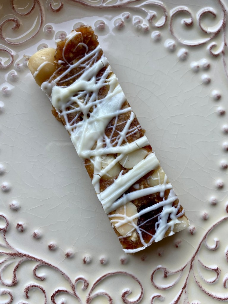 Tropical Breakfast Bar by BeautyBeyondBones #food #glutenfree #grainfree #vegan #paleo #specificcarbohydratediet #edrecovery #breakfast #brunch #healthyfood #yum