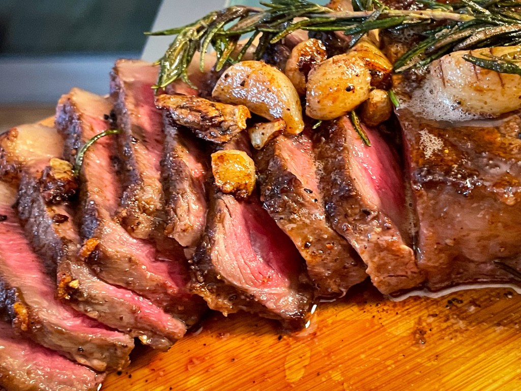 A LOW CARB *pasta dinner?!* How is that even possible!? My Spaghetti Squash boats are the most amazing #pasta alternative! Slurpy, carby and delicious - try this #keto Italian feast today! #lowcarb #glutenfree #paleo #specificcarbohydratediet #healthyfood #italian #food #recipe 