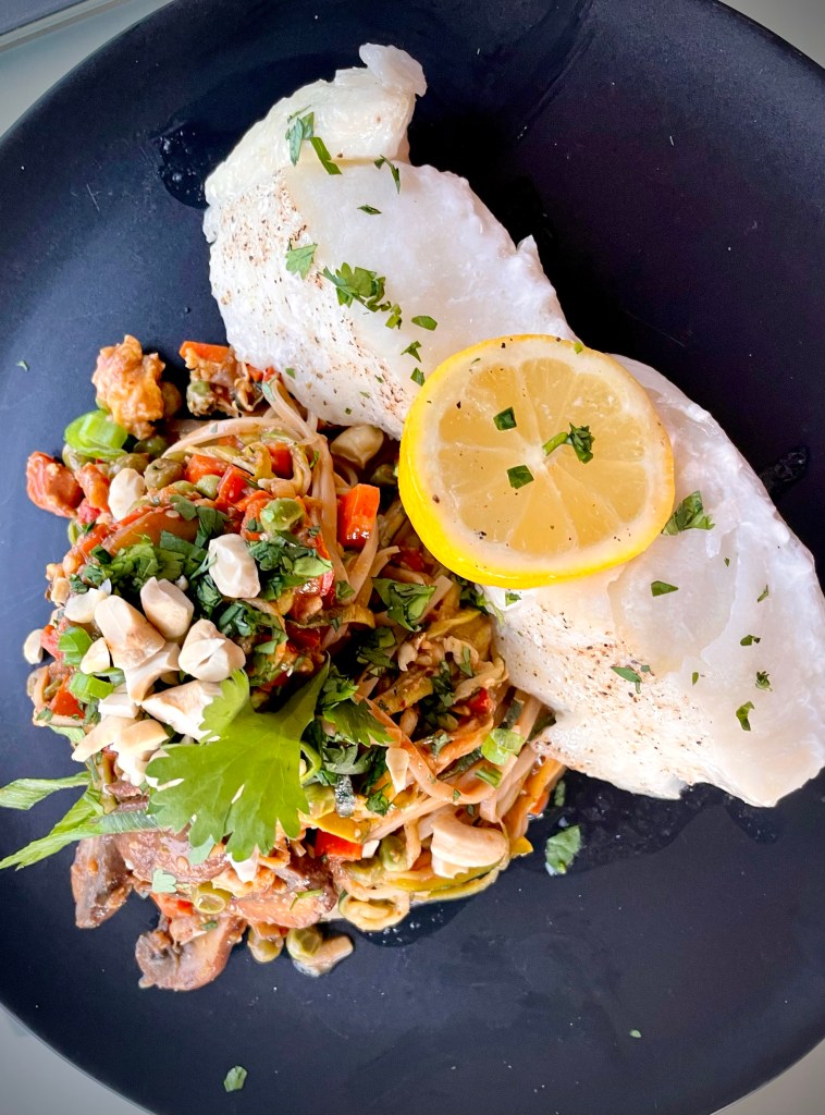 My Pad Thai recipe is outrageously delicious…and SECRETLY LOW CARB! That’s right! It uses half zucchini noodles and half brown rice noodles! (Or you have the option of being fully one or the other!) The sauce is out of this world too - it’s my favorite meal for a reason! #keto #glutenfree #lowcarb #dinner #healthyfood #healthyrecipes #food #dinner #edrecovery #recovery 