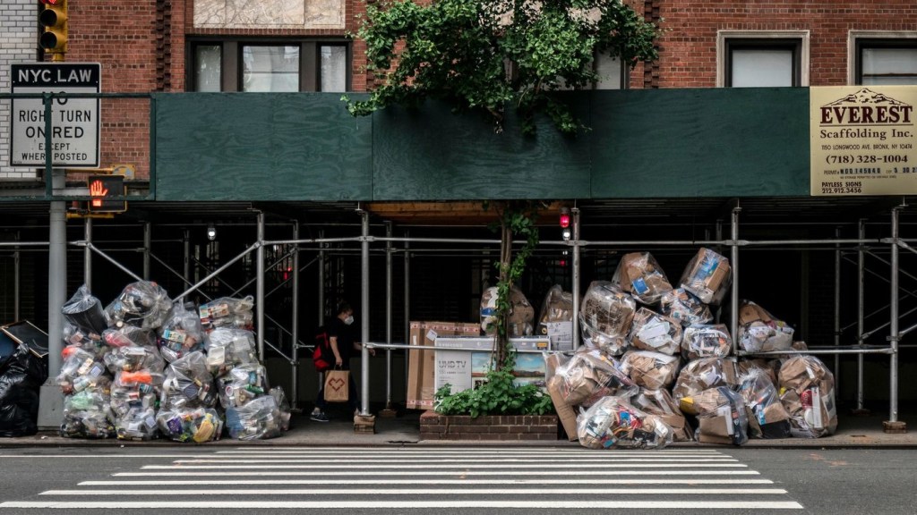 Crime is soaring, homelessness is spiking, garbage is everywhere, and there’s no police presence to speak of. NYC is on the brink of demise. And not just because of Deblasio’s vaccine passport, or Cuomo’s departure, either. A look into life in Manhattan, from a real New Yorker. #nyc #newyork #covid #travel #politics #crime #life #safety #citylife #newyorkcity 