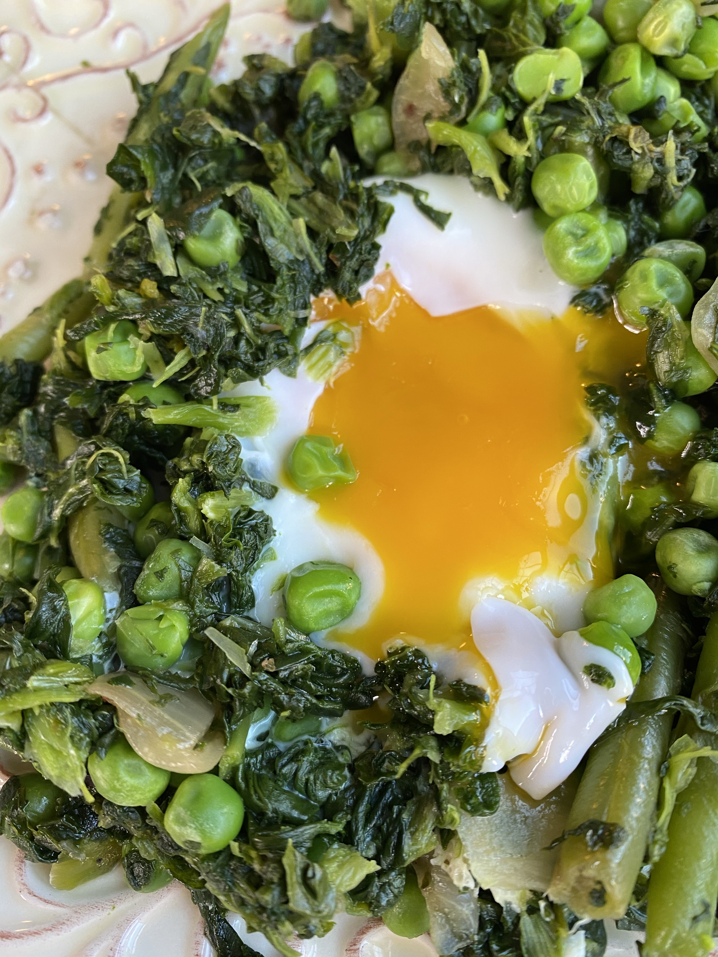 Eggs in a Garden by BeautyBeyondBones #healthyfood #freezermeal #quarantine #vegetarian #glutenfree #paleo #grainfree #edrecovery #eggs #food 